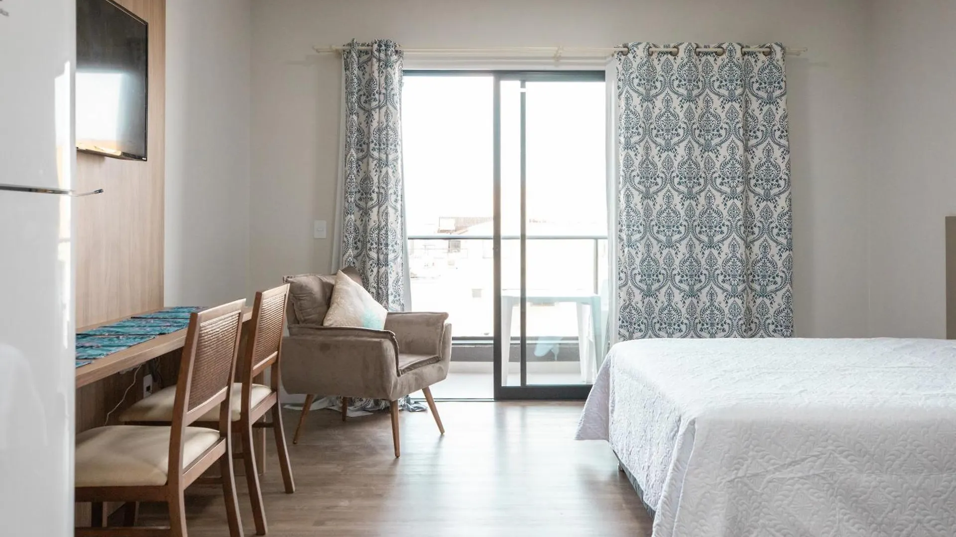 Villa Francione بومبينهاس